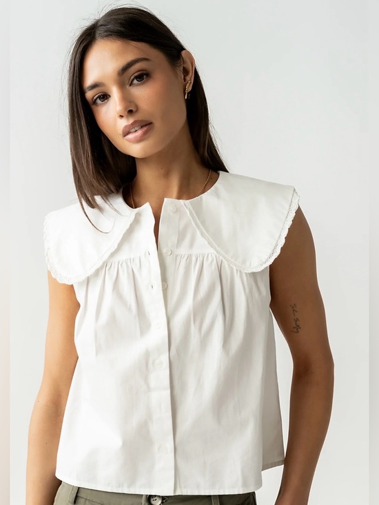 bohme Tops - bohme White Sleeveless Button-Front Top with Scalloped Peter Pan Collar NWOT